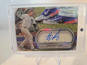 Botines Topps Tribute Anthony Rizzo TTC-AR 2025 Tribute to AUTO/50  - Imagen 1 de 2