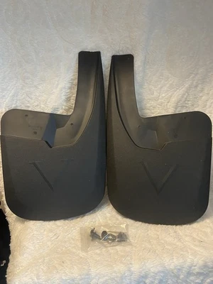 PROTECTORES CONTRA SALPICADURAS ALETAS DE BARRO PARA RAM 1500 2009-2018 - 2 PIEZAS TRASERAS Foto 1 de 4