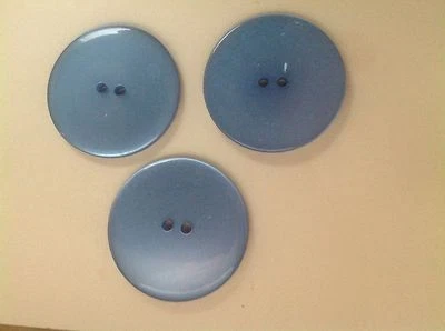 10 NEW 1 1/2 INCH PEARL FINISH  COUNTRY BLUE BUTTONS - Image 1 of 3