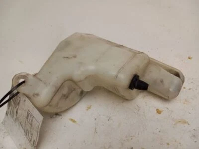 Mitsubishi Outlander 2010 depósito de refrigerante Foto 1 de 4