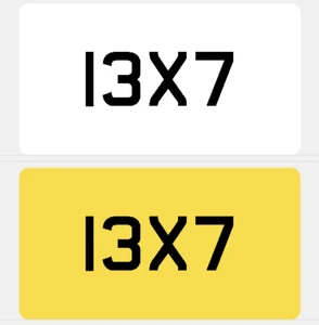 Carretera 13X7 en blanco. Placas numeradas legales japonesas de importación suministros compatibles sin circular - Imagen 1 de 2