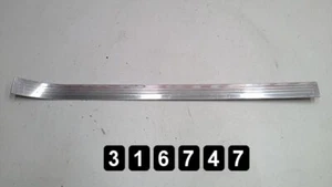 2008 MERCEDES S CLASS THRESHOLD FRONT RIGHT SIDE - Picture 1 of 3