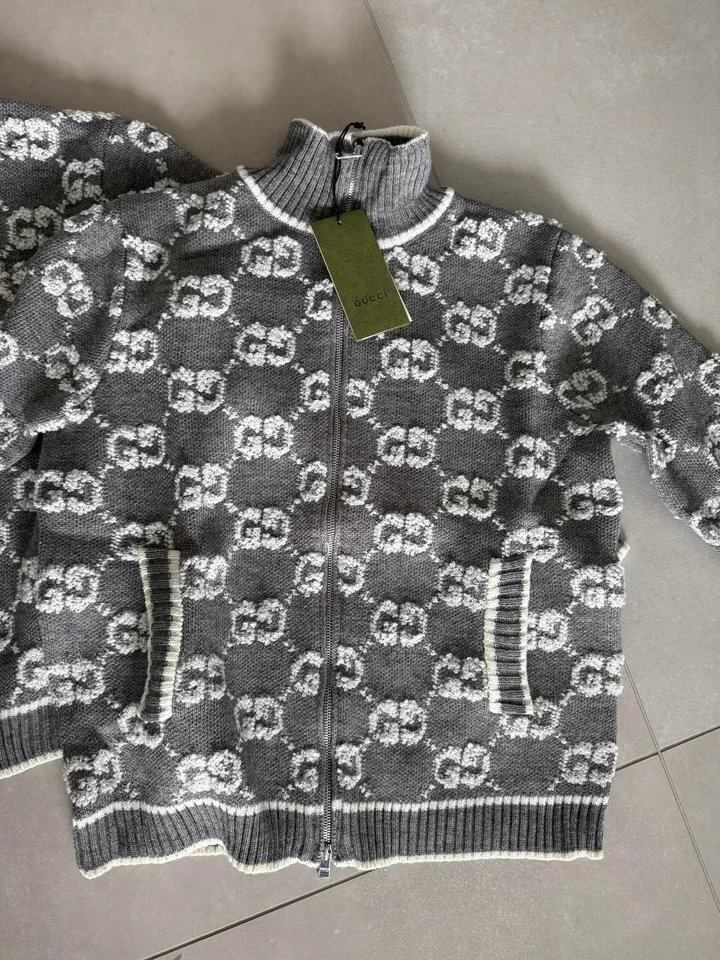 Cárdigan GUCCI Monograma GG Jacquard Cremallera - Gris y Blanco Foto 1 de 4