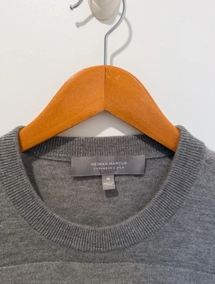 Neiman Marcus Cashmere Silk Grey Sweater Mens Medium - Image 1 of 4
