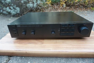 Gepflegter High End  Vorverstärker Yamaha C 40 mit Phono MM / MC - Bild 1 von 4