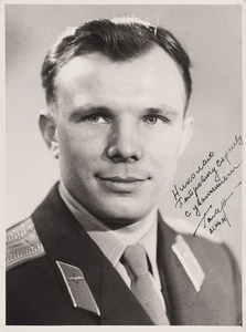 Soviet cosmonaut Yuri Gagarin Inscribed and Signed Large Photo Rare - Picture 1 of 1