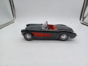 ROAD SIGNATURE 1957 CORVETTE SCALE 1:18 BLACK CONVERTABLE TA-288 - Picture 1 of 9