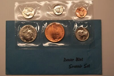1990 D US Mint Denver Souvenir Set with Envelope, Free Shipping - Image 1 of 4