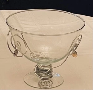 Portafrutta con piedistallo in vetro Home Decor con decoro in metallo argento dorato + gioielli 8" T - Foto 1 di 12