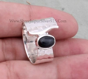 Natural Black Onyx Gemstone 925 Sterling Silver Hammered Band Ring Gift Her - Picture 1 of 7