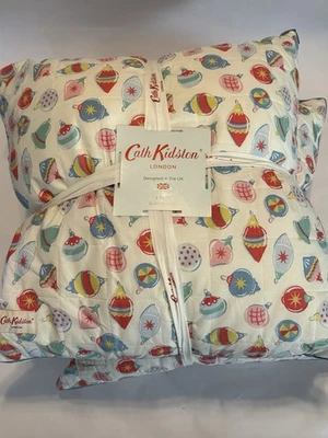 全新 Cath Kidston 伦敦圣诞泡泡粉彩枕头 约 24 英寸 x 24 英寸 — 第 1/4 张图片