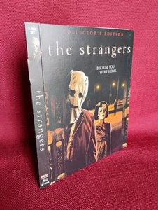 SLIPCOVER ONLY The Strangers SCREAM FACTORY Slipcover Only - Imagen 1 de 4