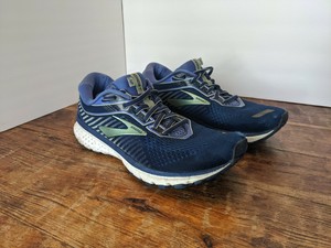 brooks ghost size 9.5
