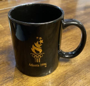 Atlanta Olympiade 1996 Sammeltasse schwarz/gold - Bild 1 von 4