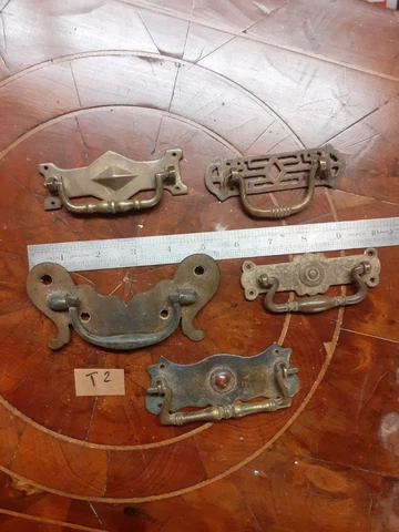 Antique brass handles Cover