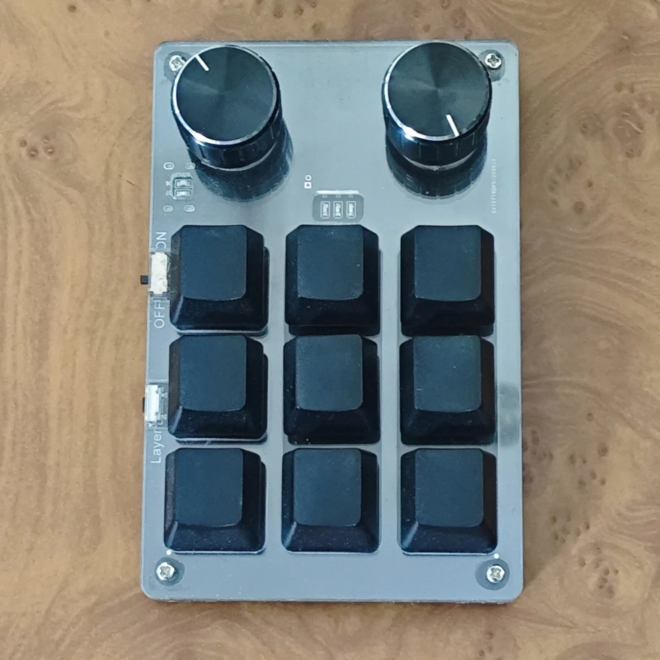 9 Keys Dual Knobs Bluetooth Mechanical Programmable Keyboard - Image 1 of 1