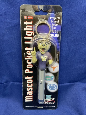 New Washington Huskies NCAA Mascot School Logo Full Color Pocket Light Keyring Cover