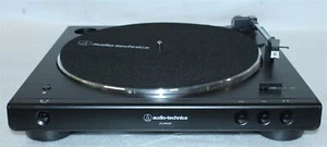 Audio Technica AT-LP60XBT-BK Fully Auto Wireless Belt-Drive Turntable - Picture 1 of 4