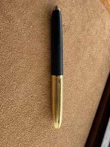 Louis Vuitton Doc Leder grünes Leder und vergoldeter Tintenroller (gebraucht) - Bild 1 von 24