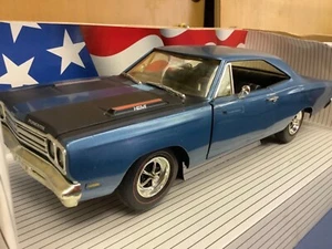 1969 Plymouth road runner Ertl american muscle 1/18 damaged box - Picture 1 of 8
