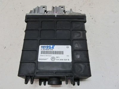 Centralina motore 037906024B VW GOLF III (1H1) 1.8 - Immagine 1 di 3