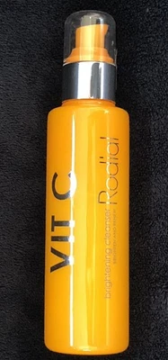 Limpiador iluminador Rodial Vit C iluminar y renovar 4,6 fl oz / 135 ml sin caja Foto 1 de 4