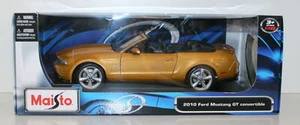 MAISTO 1/18 31158 2010 FORD MUSTANG GT CONV - GOLD - Picture 1 of 2
