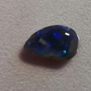 Espécimen de ópalo negro Lightning Ridge de 2,65 CTS: el sueño de un coleccionista - Imagen 1 de 7