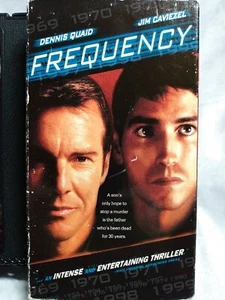 Frequency: A Dead Man Is His Only Hope To Stop A Murder (VHS, 2000) Dennis Quaid - Picture 1 of 3