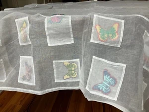 Bloomingdale's 100% Cotton Sheer White Butterfly Pocket Tablecloth 67" X 82" - Picture 1 of 10