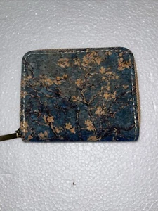Ladies Zippered Card And Coin Wallet Faux Leather Almond Blossoms - Picture 1 of 4