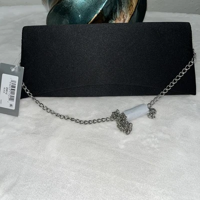 BOLSO CLUTCH ZOEYBLACK SATINADO Foto 1 de 4