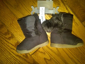 NWT INFANT GIRLS BROWN BOOTS WITH POM-POMS SIZE 2 - Picture 1 of 2