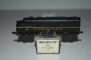 N Scale Life-Like 7751 Pennsylvania F7A Diesel Locomotive 9674 C30689 - Picture 1 of 2