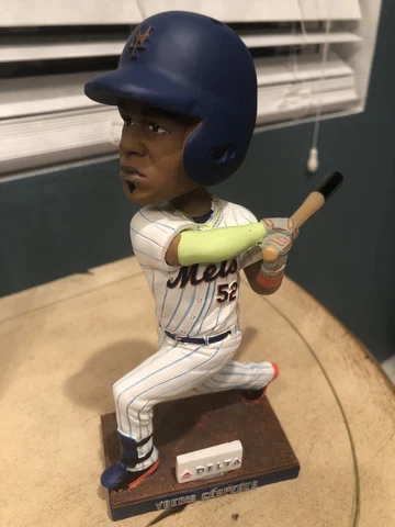 YOENIS CESPEDES NEW YORK METS VINTAGE 2017 BOBBLEHEAD SGA Cover
