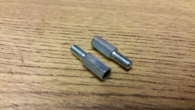  TRIUMPH T120 T20 POINTS BACK PLATE PILLAR BOLTS (X2) BSA B25 B40 - 70-4747 - Image 1 of 2