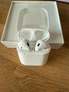 Apple AirPods 2nd Gen with charge case (A2031) LEFT EARBUD DOES NOT WORK - Zdjęcie 1 z 5