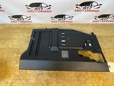 Lexus RC-F RH 2015 lado del pasajero derecho panel de ajuste inferior RCF OEM 3725 Foto 1 de 4