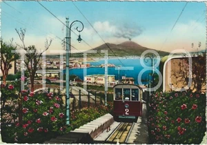 NAPOLI - PANORAMA E FUNICOLARE DA VILLANOVA 1959 - TRENO FUORI STAZIONE - Imagen 1 de 1