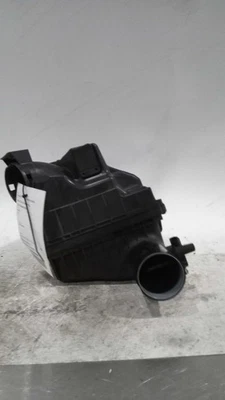 Used Air Cleaner Assembly fits: 2015 Volvo 80 SERIES XC70 2.0 Grade A - Image 1 of 4