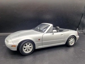 Gate Mazda MX5 MK1 1/18 Scale Diecast Model Car Silver RHD - Picture 1 of 4