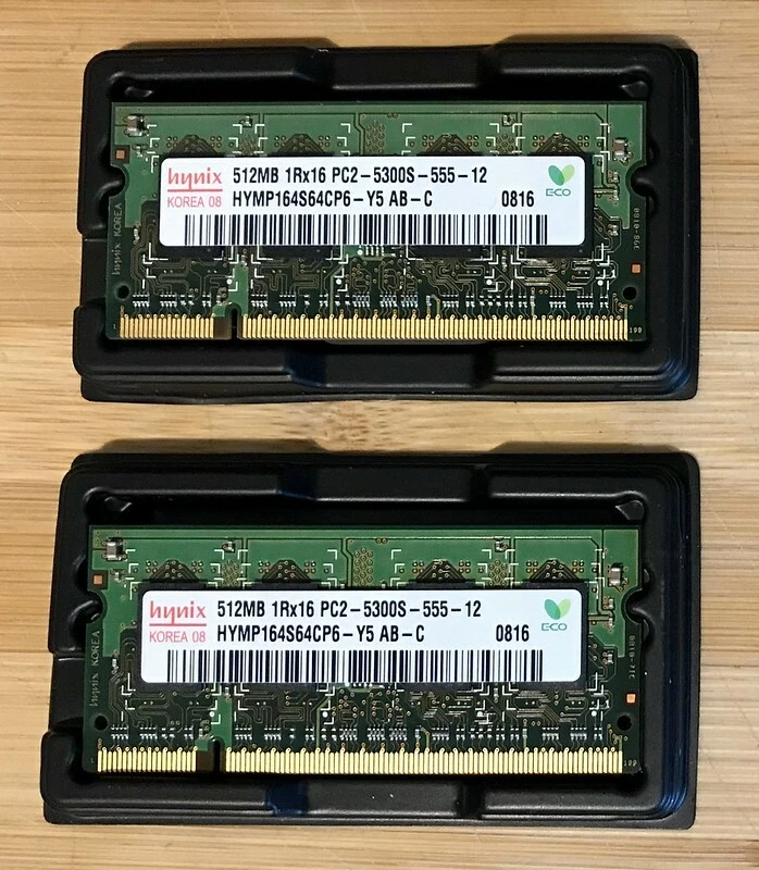 Hynix 1Gb 2x512Mb PC2 5300S Laptop Memory HYMP164S64CP6 - Image 1 of 1