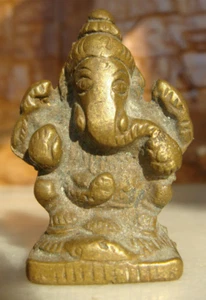 Antiguo Bronce Pequeña Estatua de Ganesha Ganesh India Dios Elefante Figura NO.3 - Imagen 1 de 12