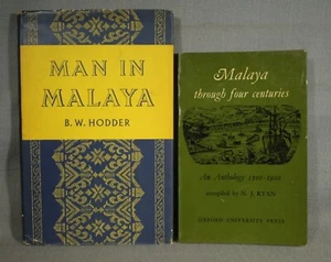 2 History books Man in Malaya through four centuries anthology 1500-1900 - Picture 1 of 6