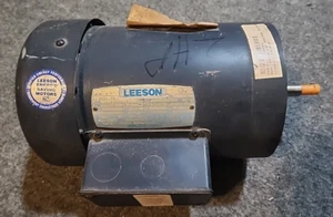 LEESON 2HP F56J TEFC AC MOTOR 113031.00 460VOLT 3PH 3450RPM NOS - Picture 1 of 9