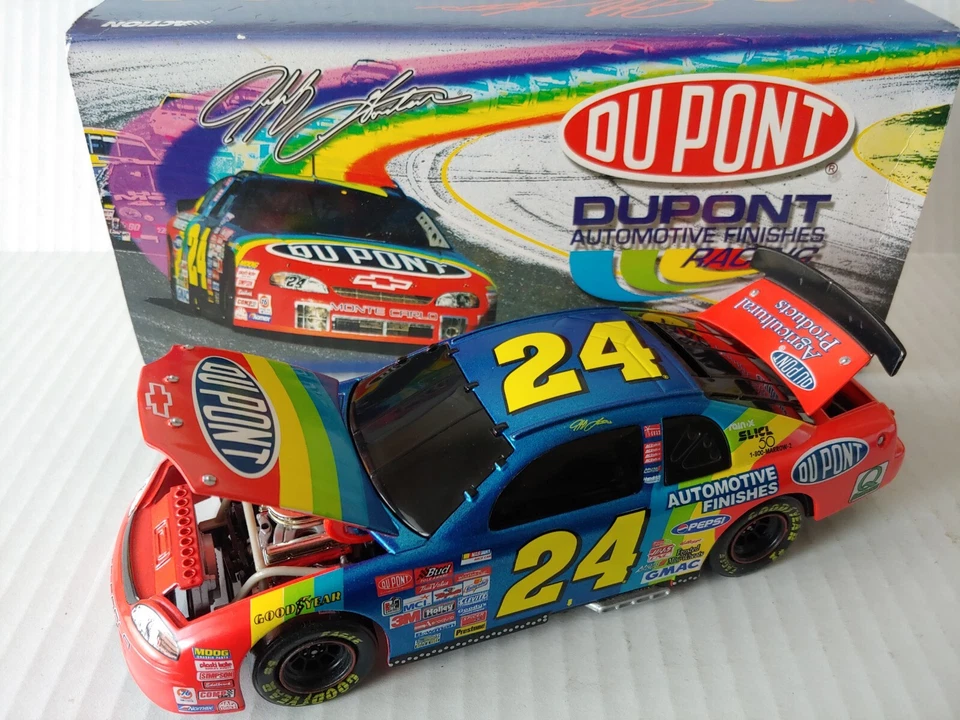 Jeff Gordon #24 Dupont/superman 1999 Chevy Monte Carlo Action NASCAR 1 24