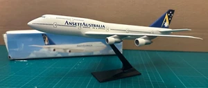 Maquette plastique snap fit Ansett Australia Boeing 747-300 échelle 1:250 vintage - Photo 1/19