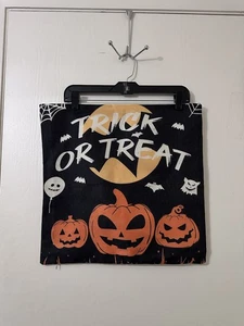 Halloween Trick or Treat Kissenhülle Bezug 17 x 17 Neu ohne Etikett - Bild 1 von 2