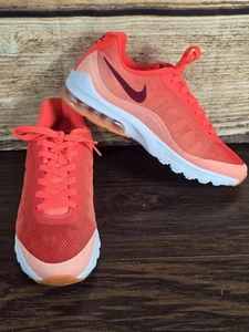 Womens Nike Air Max Invigor Sz 11 Peach Pink White (749862-600) Running Shoes - Picture 1 of 13