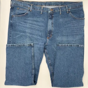 Wrangler Men’s Jeans | 46" X 30" | Classic, Durable & Ready for Anything - Picture 1 of 6